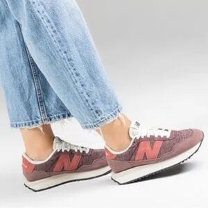 New Balance Women's Sneakers - 237 Red Truffle 9W 7.5M